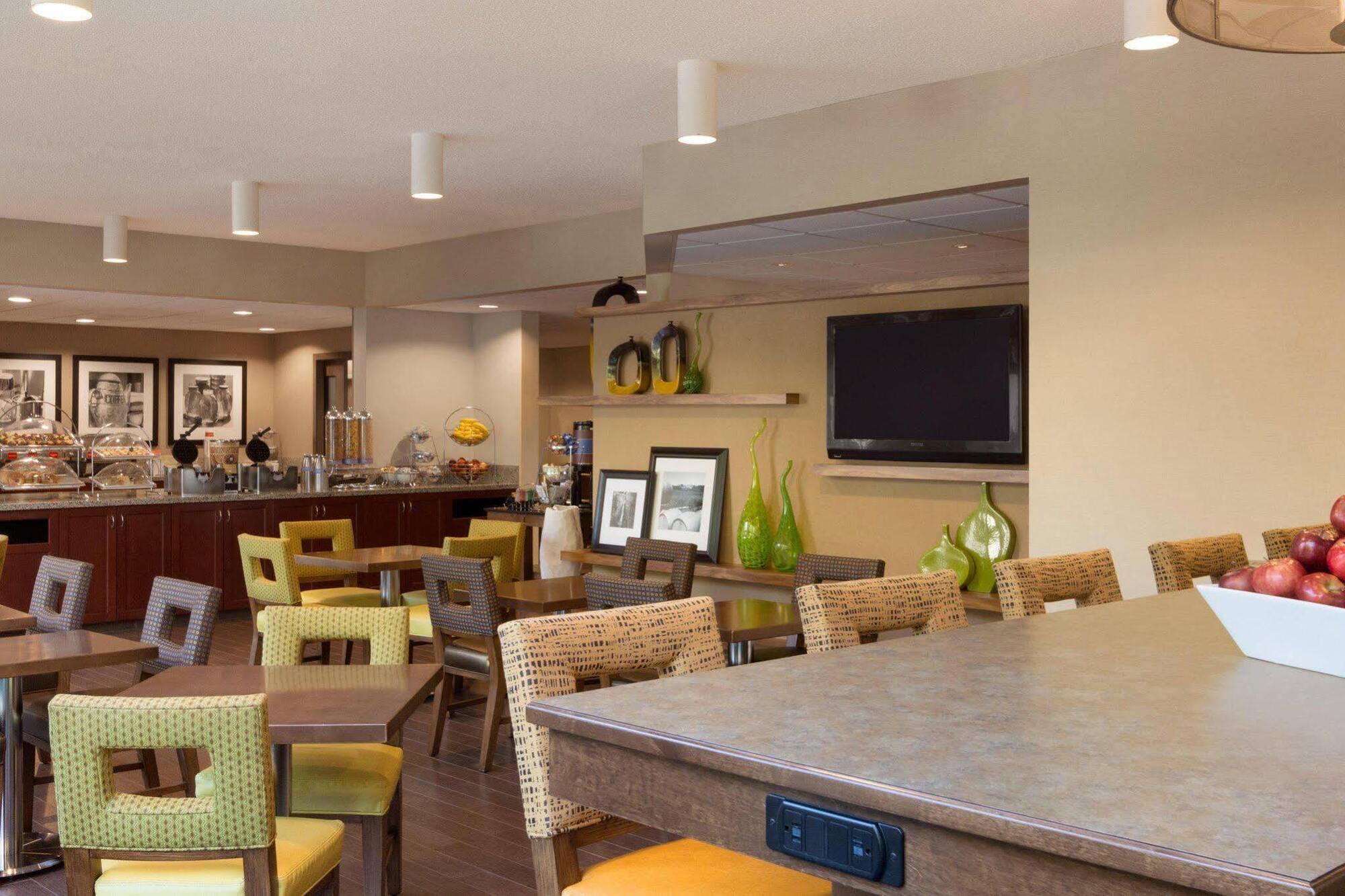Hampton Seattle/southcenter Hotel 3*