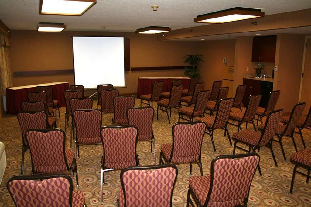 Hampton Seattle/southcenter Hotel 3*